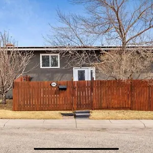 Hunter' S New Home! Calgary