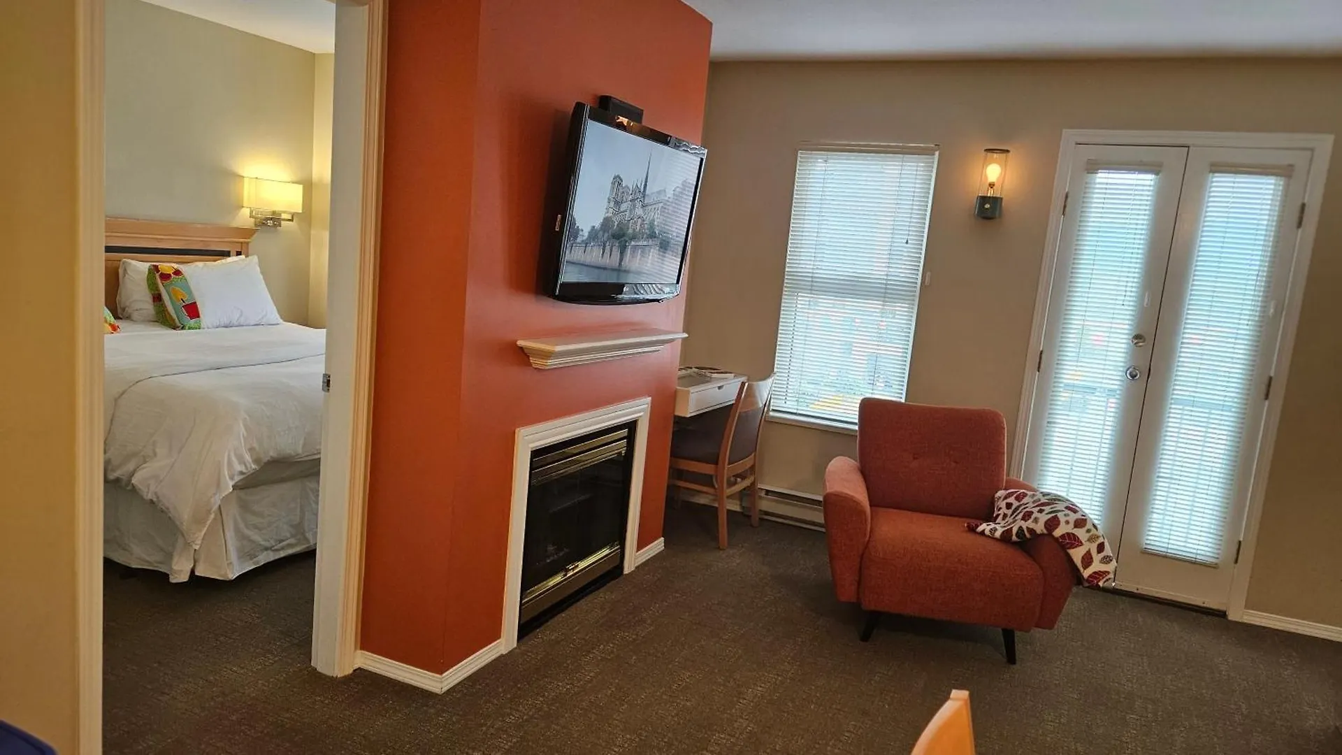 Times Square Suites Hotel Vancouver Aparthotel